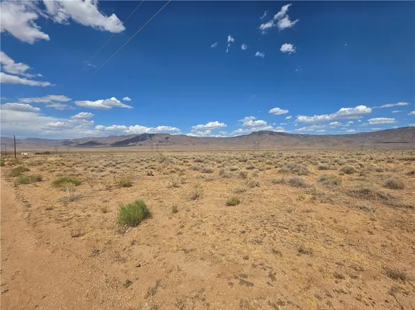 N Trumpet 72e Way, Kingman, AZ 86409
