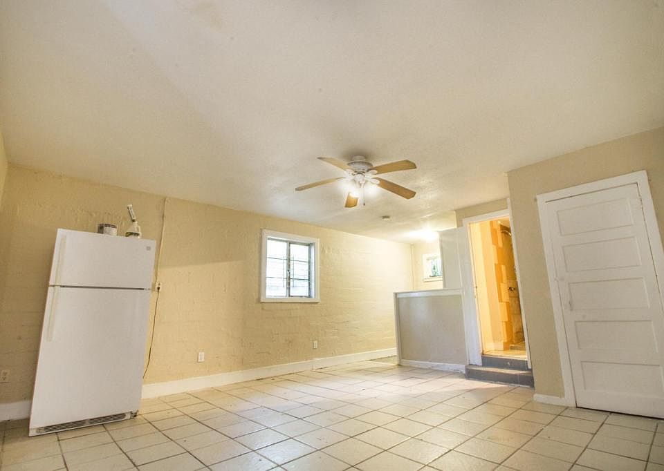 1st image of 226 Belmont #B