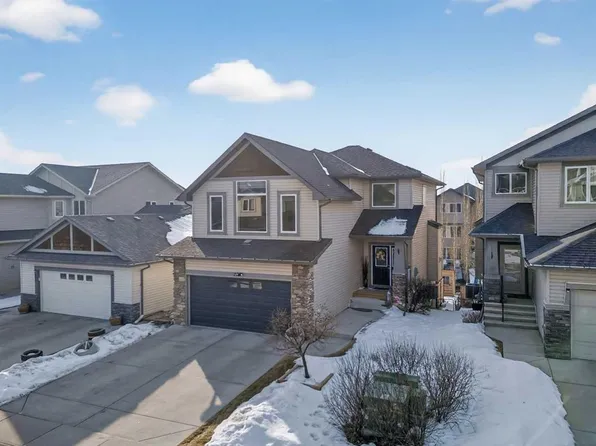 27 E Sunset Ct, Cochrane, AB T4C 0G3