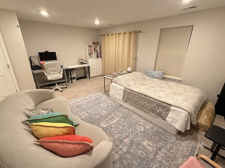 Recreation room + office space