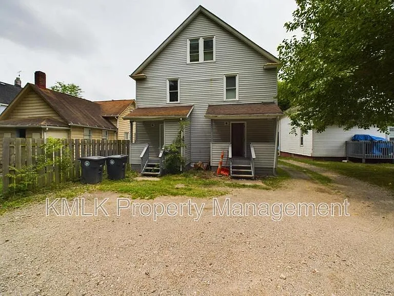 693 Kling St — Photo 38