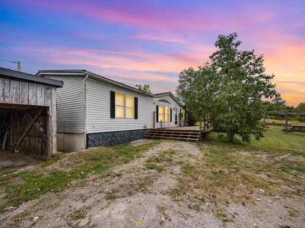 1672 Wagel Rd, Brooksville, KY 41004