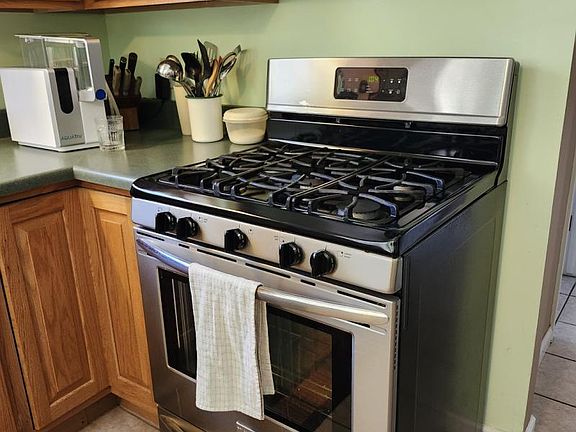 5th image of 6140 Stewart Ct