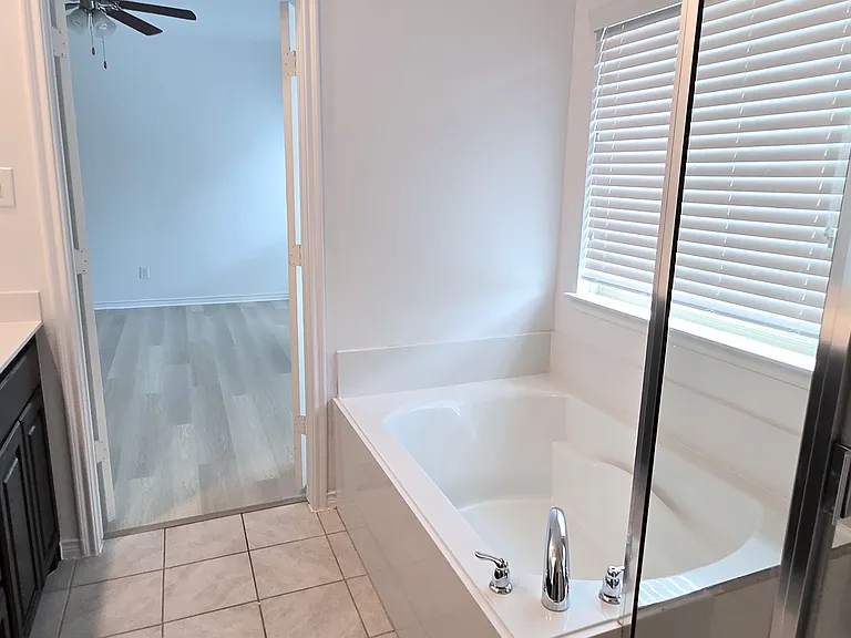 2625 Hillrich Dr — Photo 12