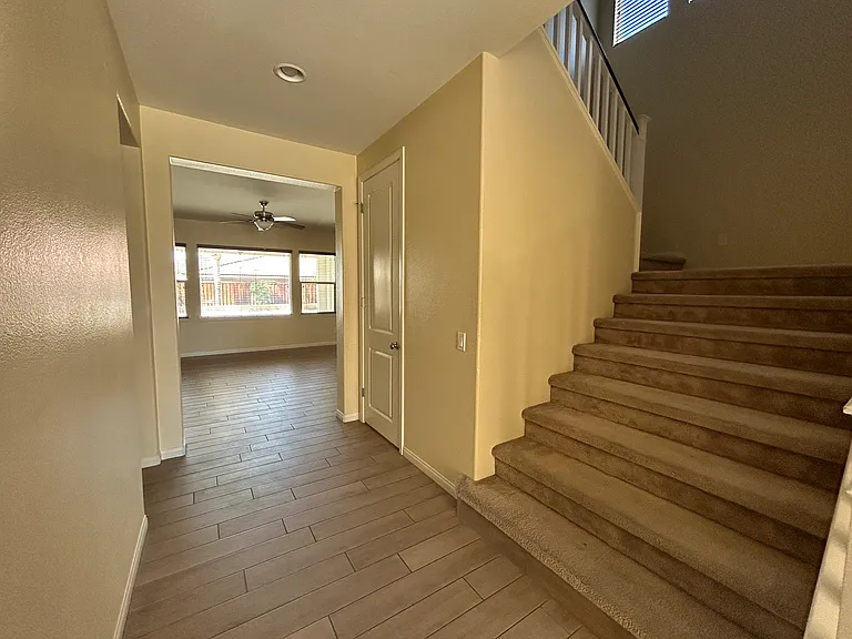 28187 Rustling Wind Cir — Photo 4