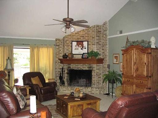 4th image of 2330 QUAIL HOLLOW DR