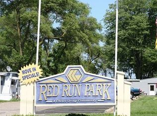 1063 Marie Ln, Madison Heights, MI 48071