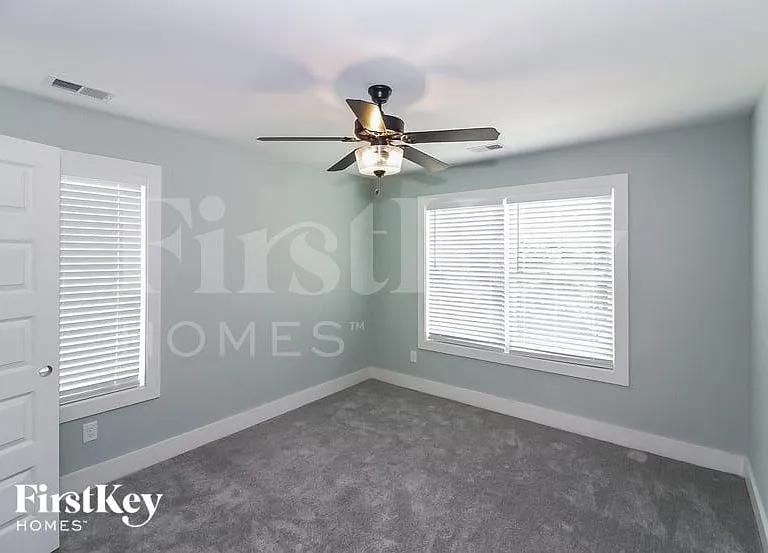 4979 Wilburn Ave — Photo 9
