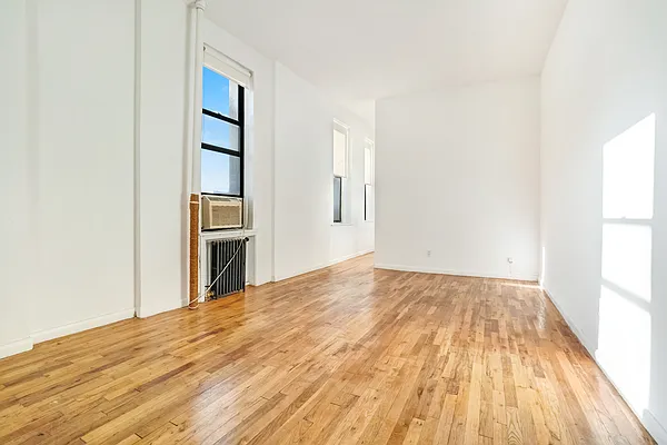 Rented by Corcoran | media 6