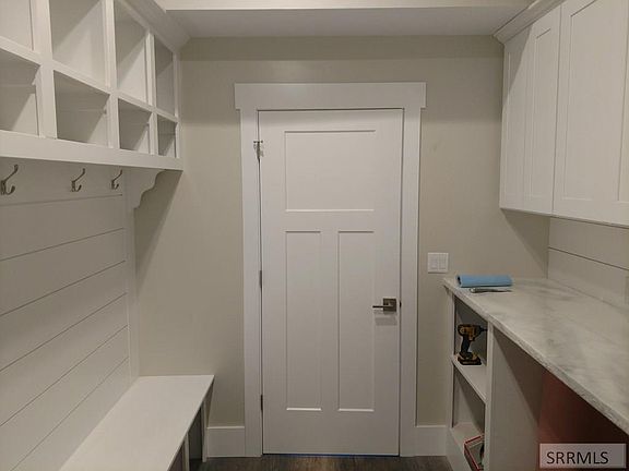 4th image of 1467 Brooktrout Dr