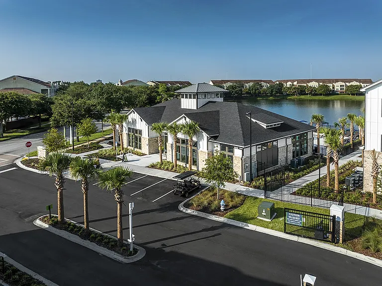 The Clarke at Kendall Town Apartments — Photo 26