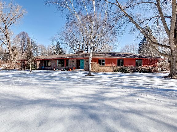 Gorgeous ranch style home!