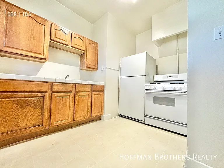 532 S Coronado St #201 — Photo 1