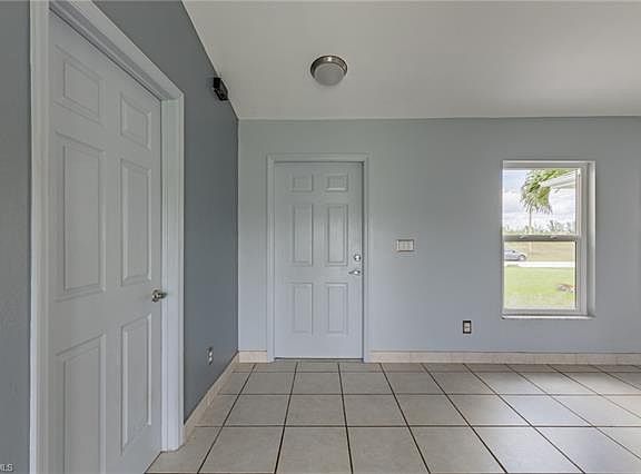 3rd image of 2316 NW 25th St