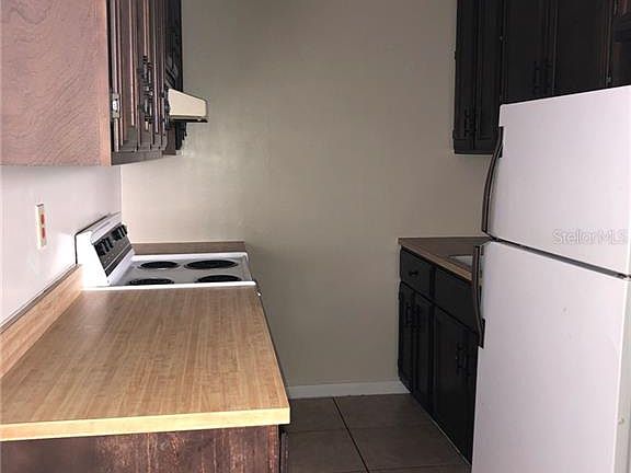 5th image of 423 E Sessoms Ave APT 3