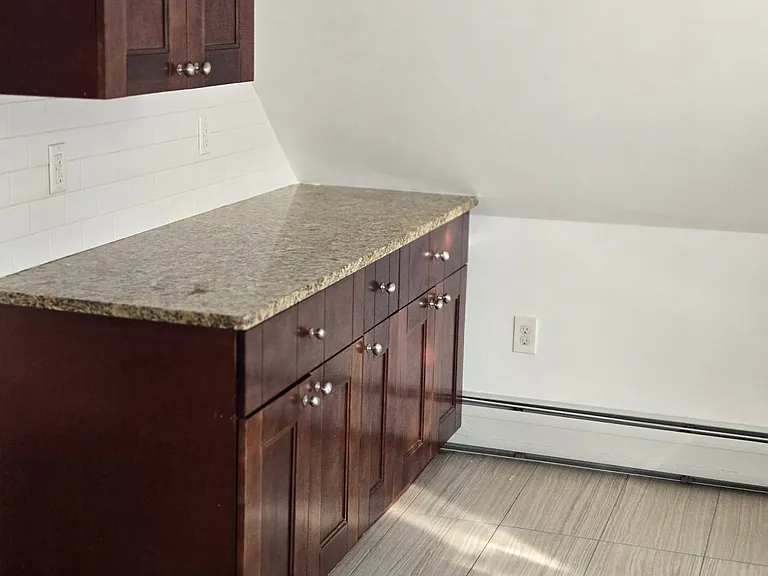 316 Summer Ave #2 — Photo 10