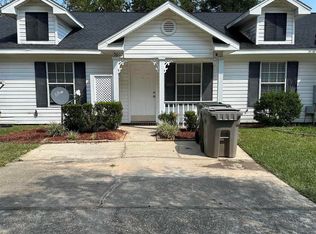 5602 W Shore Dr APT B, Pensacola, FL 32526