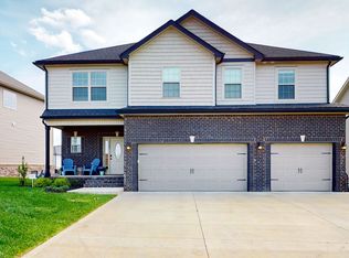 1124 Folly Beach Dr, Clarksville, TN 37042