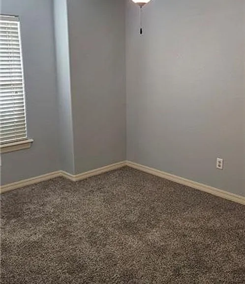 2641 N Villa Blvd — Photo 13