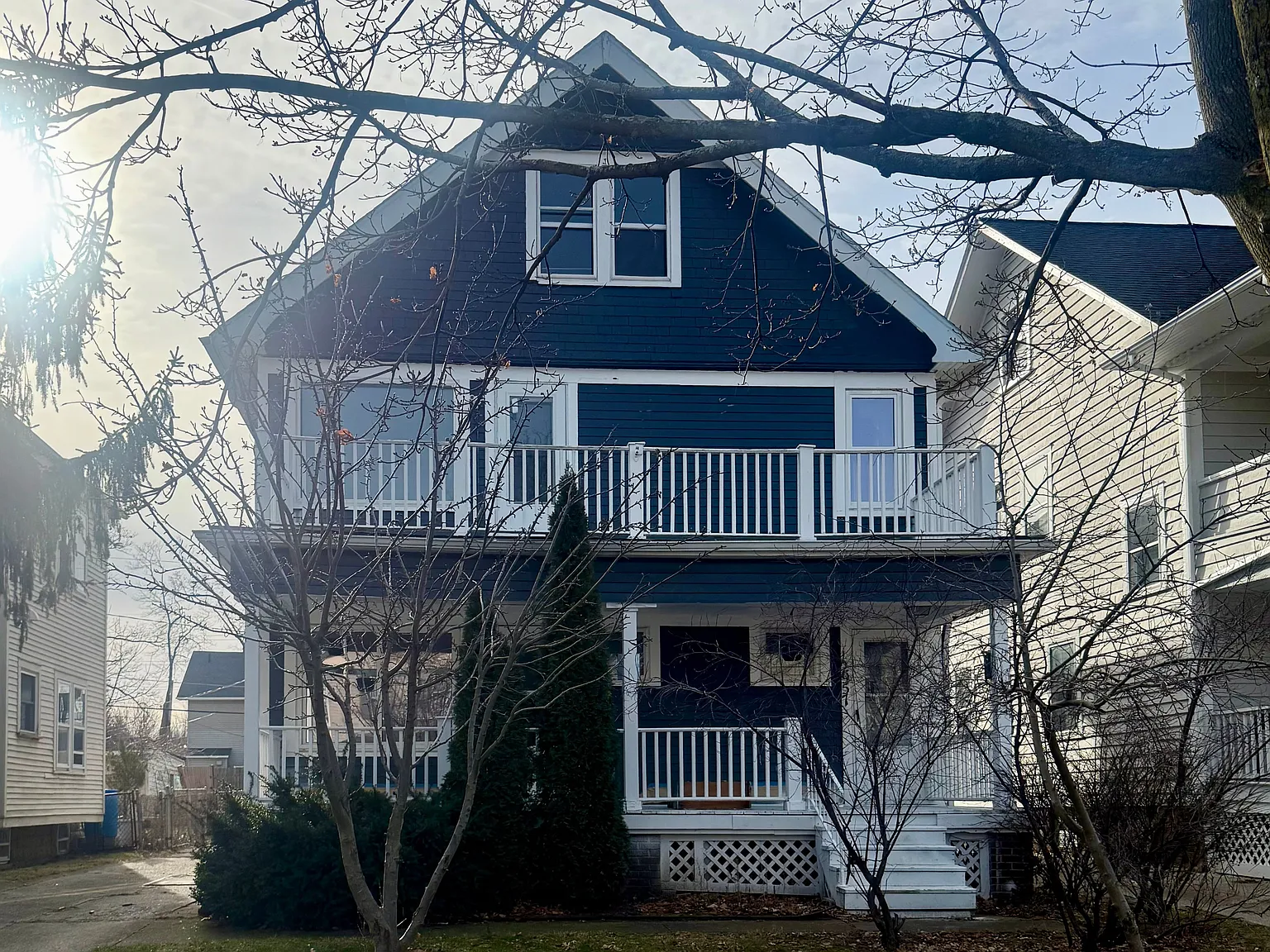 2 bed, 1.0 bath, 986 sqft, $1,200 — Photo 3