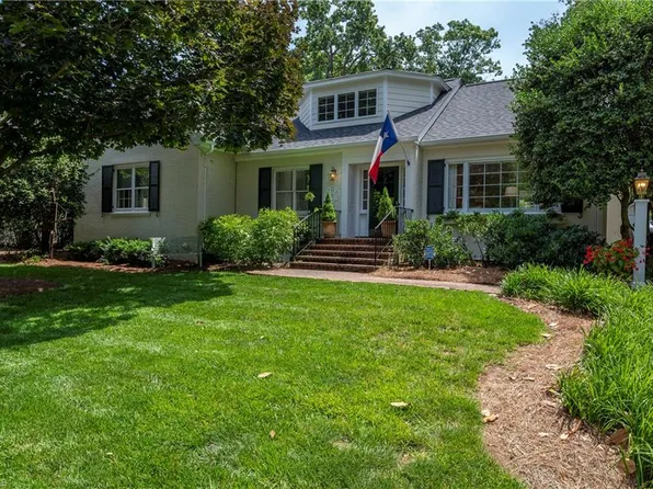 747 Oaklawn Ave, Winston Salem, NC 27104