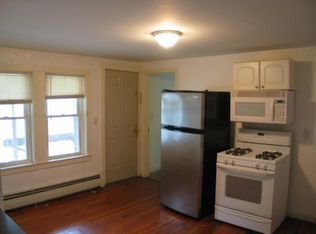 130 Central St APT 4, Hudson, MA 01749