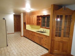 513 S 9th St, Akron, PA 17501