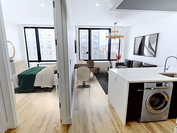 3rd image of 416 Lenox Ave #3B
