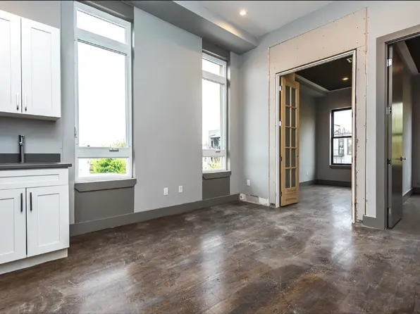 230 Jefferson Avenue image 1 of 15