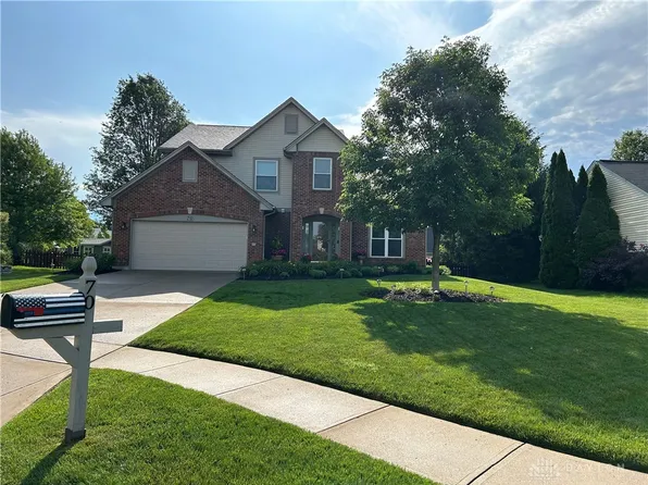 70 W Long Meadow Dr, Springboro, OH 45066