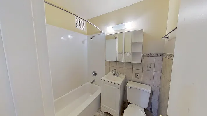 Rented by SAFEGUARD REALTY PARTNERS LLC | media 41