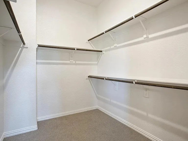 5529 Liberty Dr — Photo 20