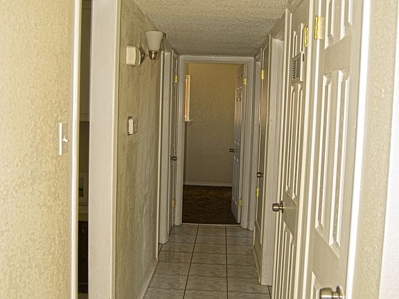 5th image of 9621 Montwood Dr
