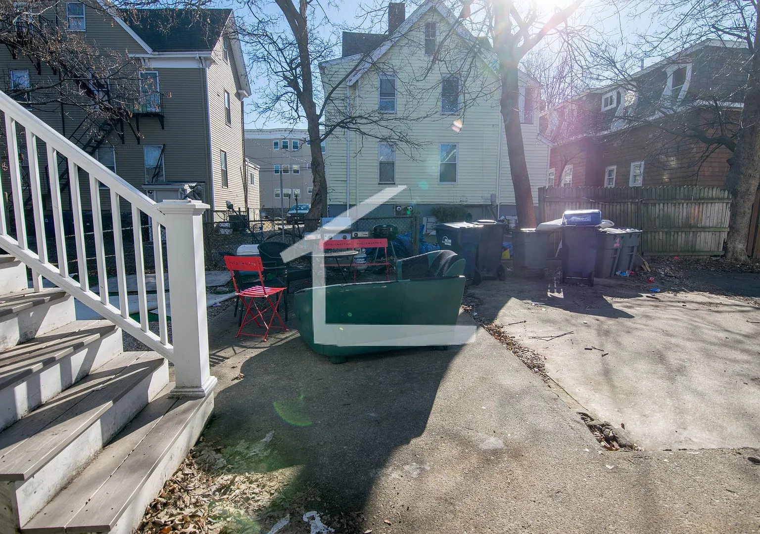 Pratt — Photo 1