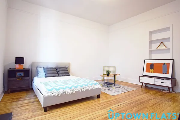 Rented by Uptown Flats LLC | media 14