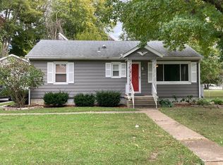 417 N Center St, Marine, IL