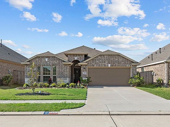 2nd image of 25915 Aura Lake Ln
