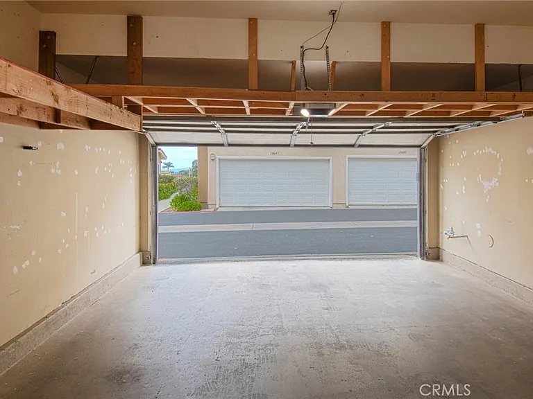 19646 Orviento Dr — Photo 13