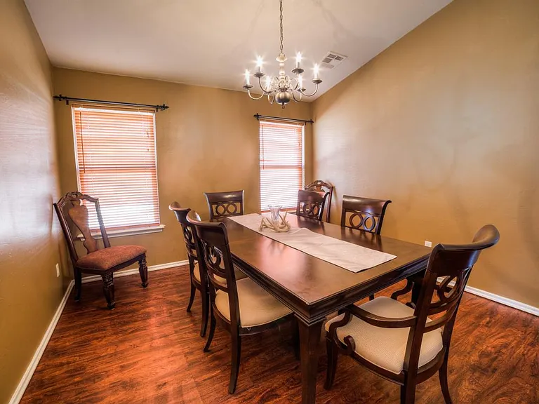18104 Calle Way — Photo 4