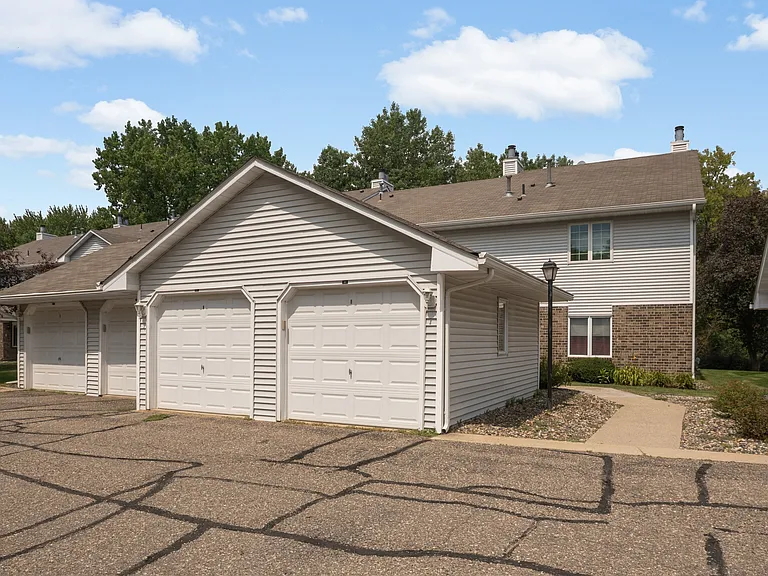 3575 Blue Jay Way — Photo 21