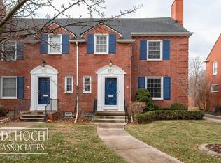 679 Neff Rd, Grosse Pointe, MI 48230