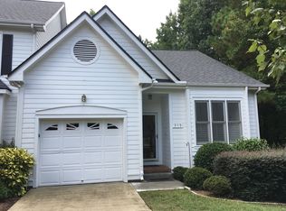 315 Center Pointe Dr, Cary, NC 27513