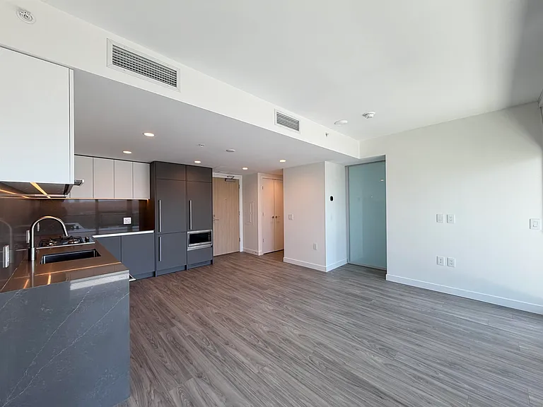 2135 Springer Ave #1507 — Photo 8