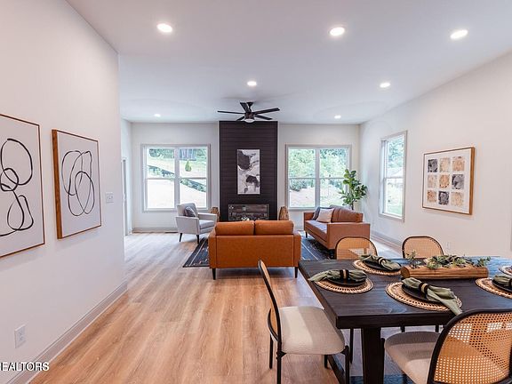 4th image of 12512 Dalton View Ln