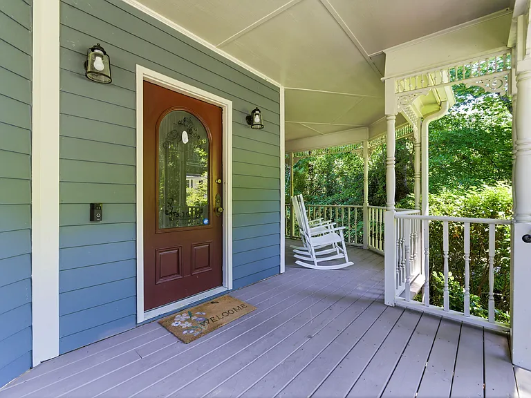 3052 Trafalgar Way — Photo 3