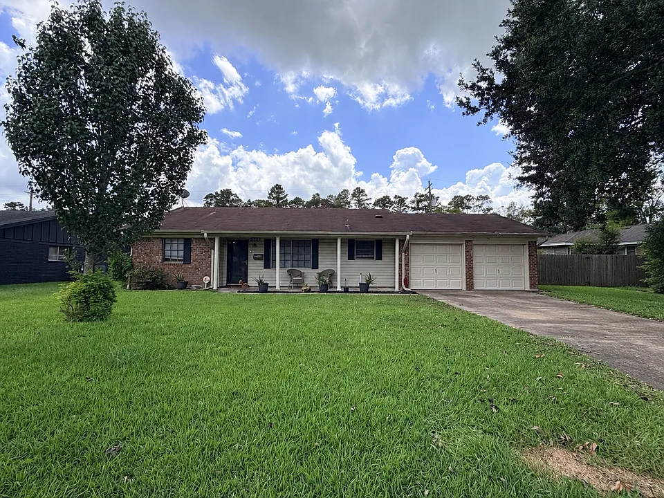7755 Wickersham Pl