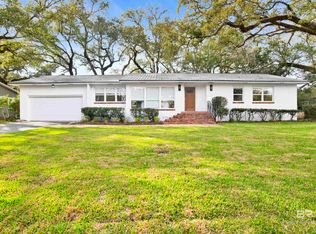 380 S Church St, Fairhope, AL 36532