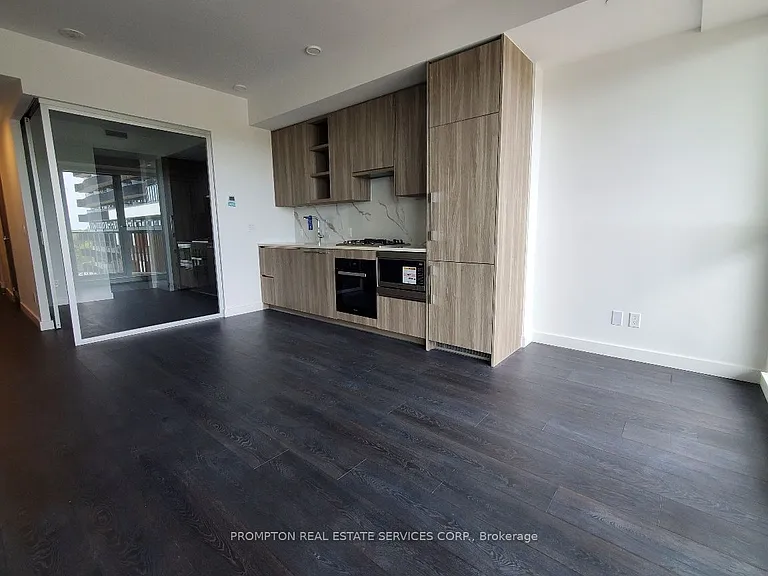 18 Esther Shiner Blvd #738 — Photo 3