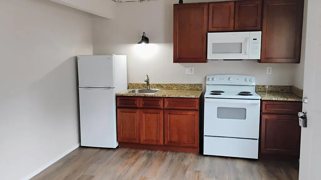 12198 Farm to Market Rd 730 N — Photo 4