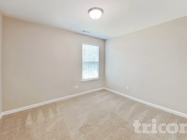 2902 Cherry Point Ln — Photo 11